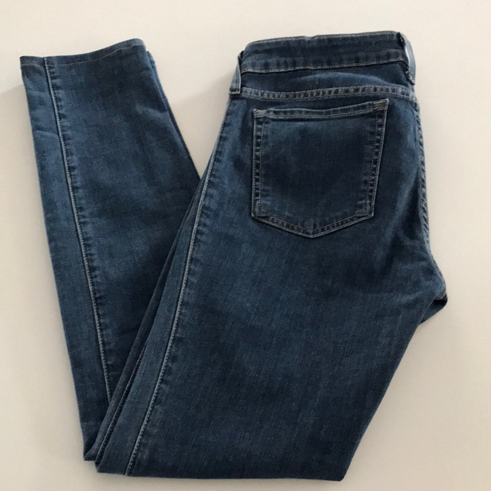 Vince jeans size 28